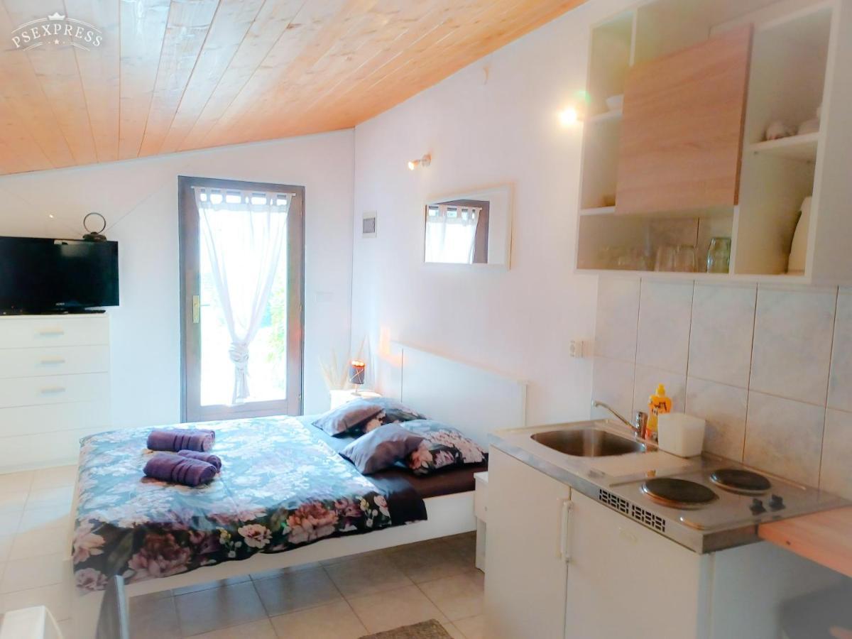 Pampas Studio, Self Check-In Apartment Porec Luaran gambar